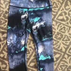 Lululemon printed leggings retro
